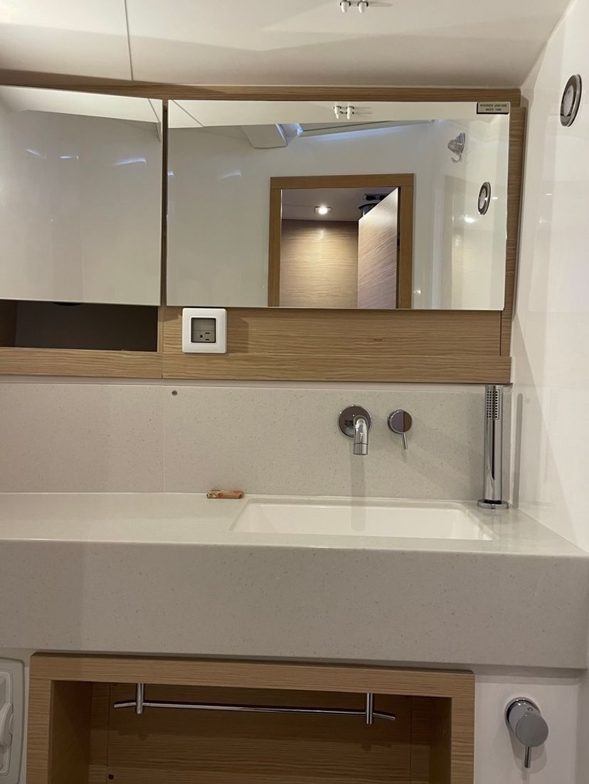 Dufour Yachts 47 Knot Online