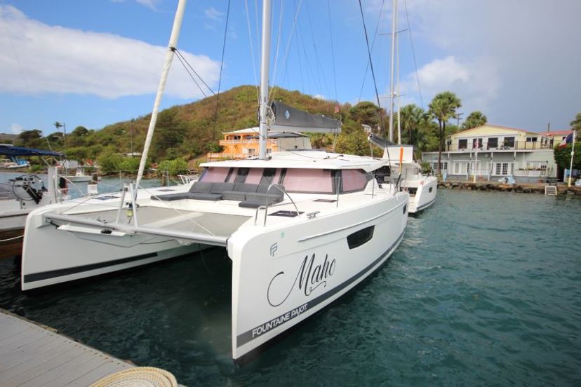 Fountaine Pajot 42 Maho