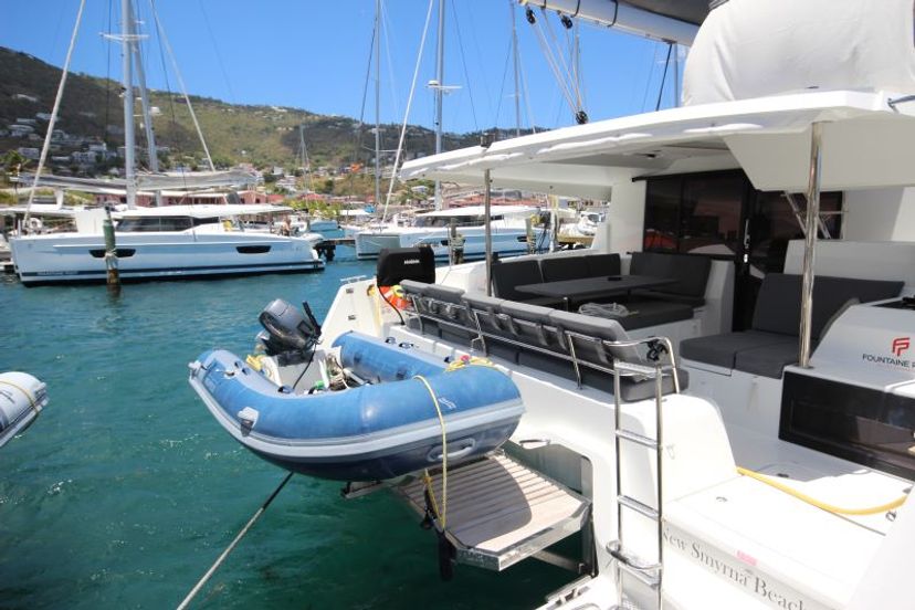 Fountaine Pajot 42 Maho