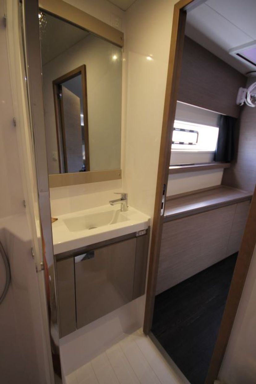 Fountaine Pajot 51 What's Left