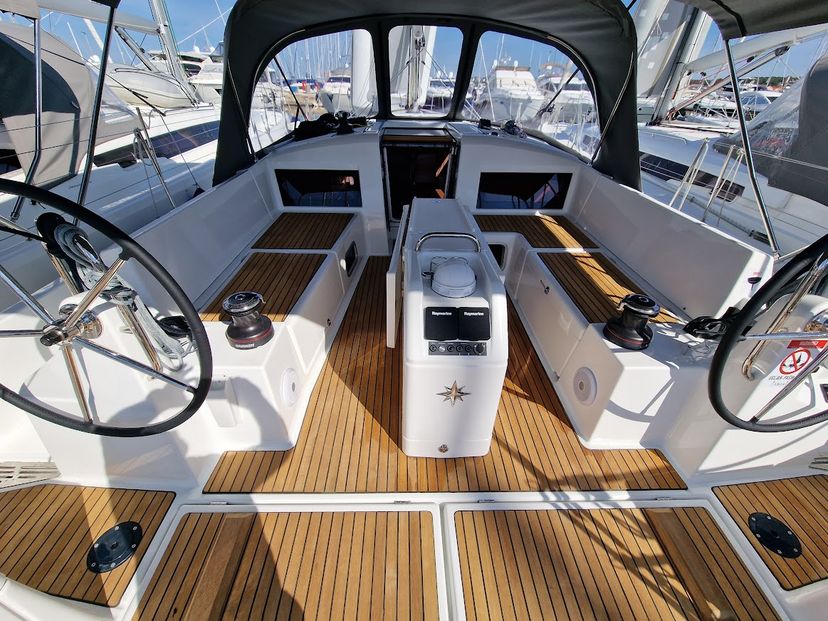 Jeanneau 40 Vela