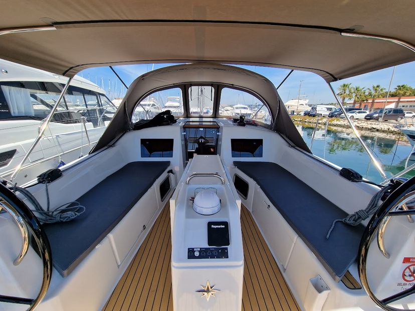Jeanneau 410 Freya