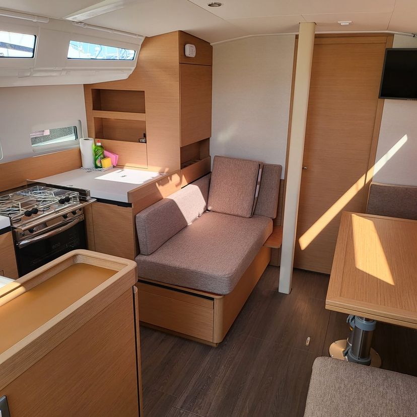 Jeanneau 410 Freya