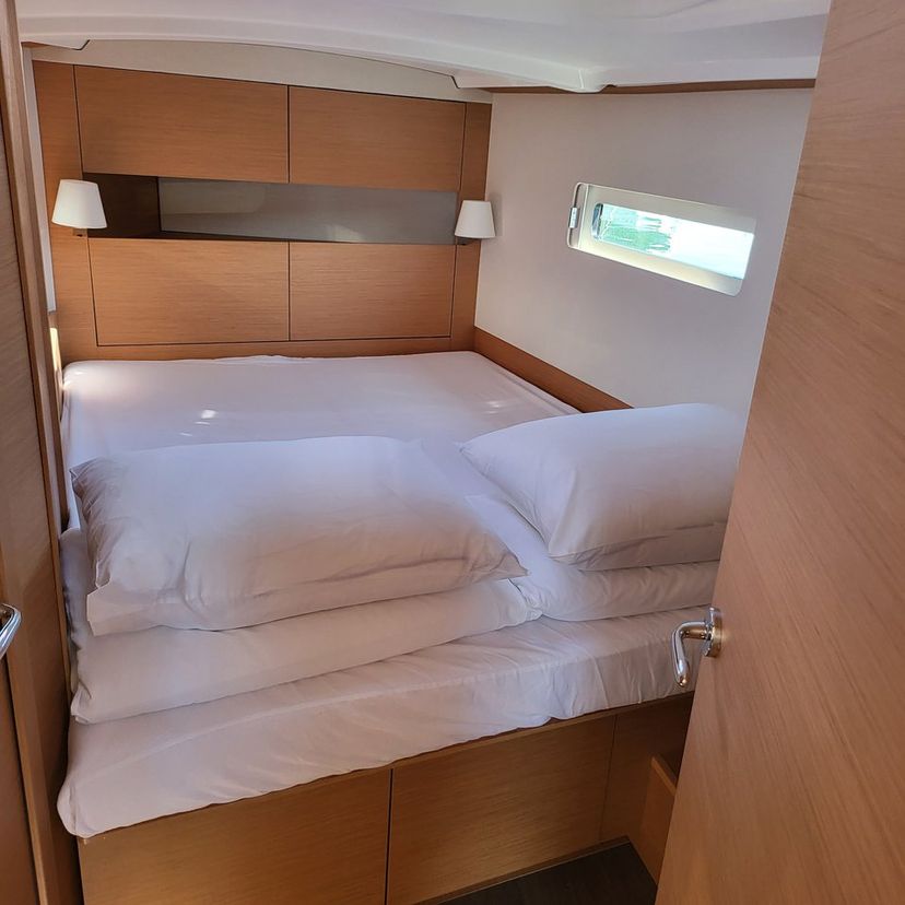 Jeanneau 410 Freya