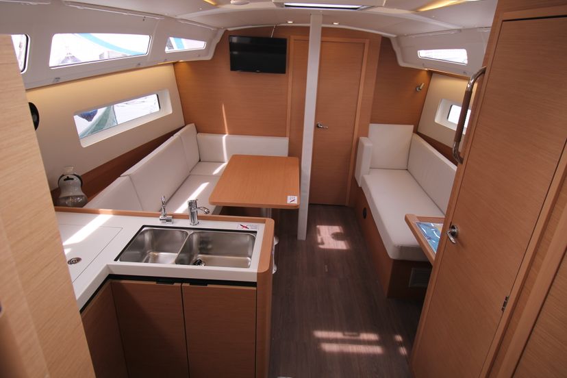 Jeanneau 38 Amelie