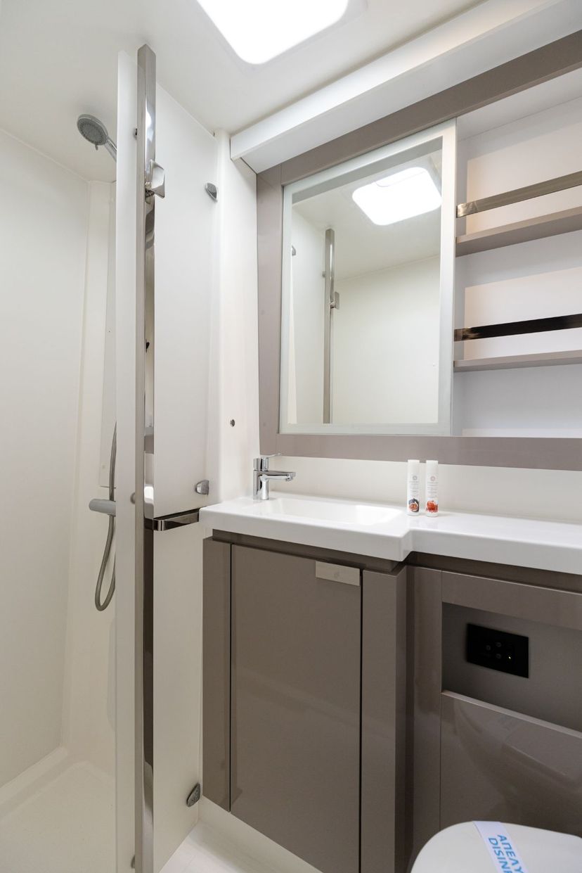 Fountaine Pajot 45 Jasmine