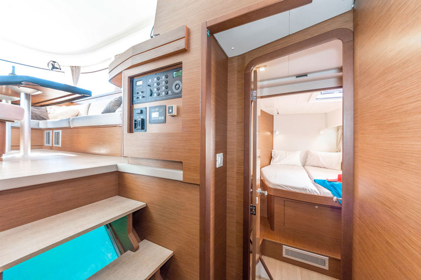 Lagoon 42 Pulsar