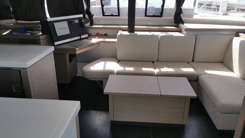 Fountaine Pajot 42 PRESTIGE