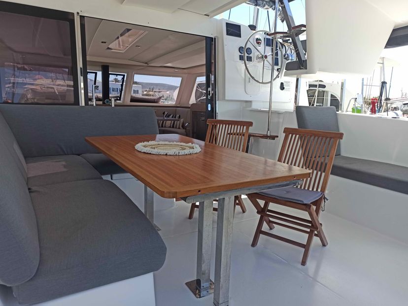 Fountaine Pajot 40 PRESTIGE