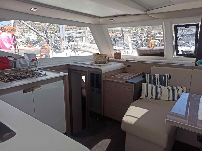 Fountaine Pajot 40 PRESTIGE