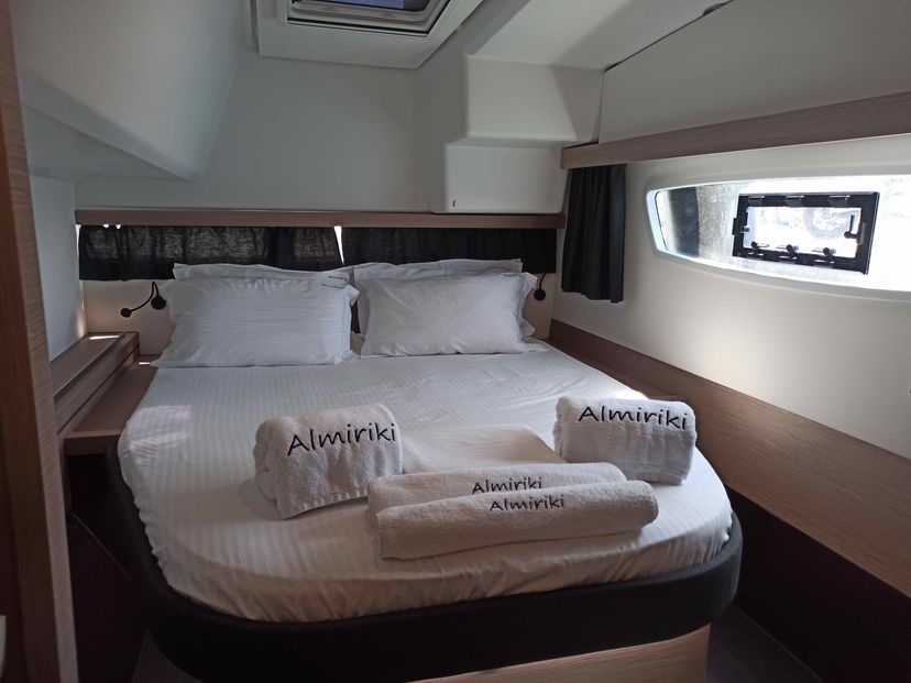 Fountaine Pajot 40 PRESTIGE