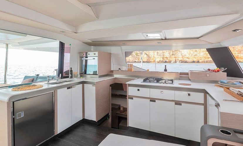 Fountaine Pajot 45 Two Phish
