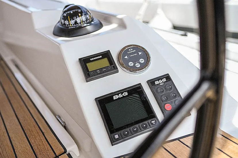 Bavaria Yachtbau C42 PRESTIGE