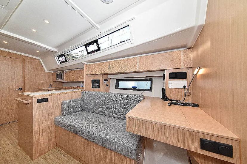 Bavaria Yachtbau C42 PRESTIGE