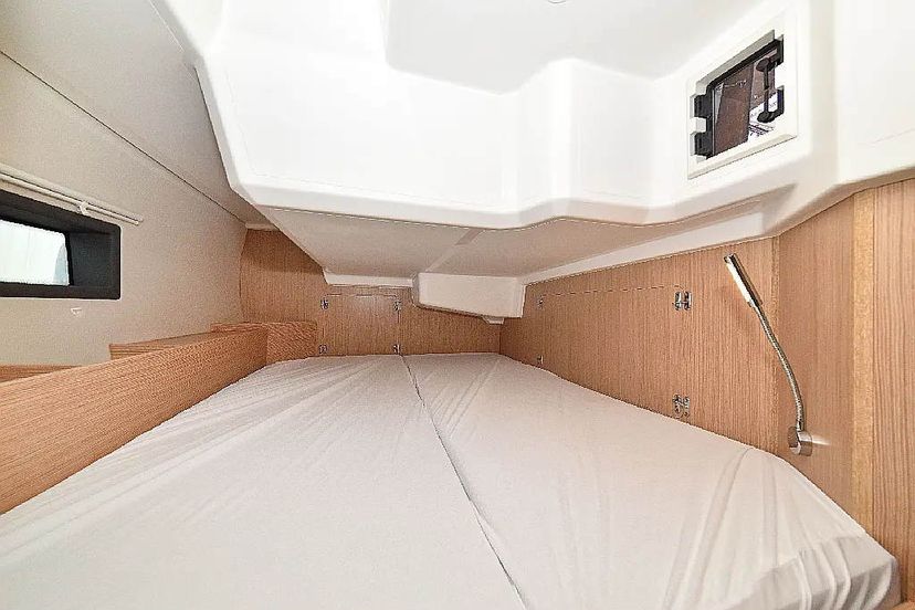 Bavaria Yachtbau C42 PRESTIGE