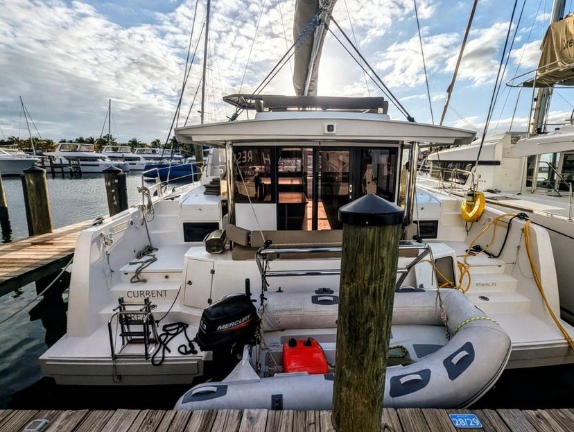 Catana 4.4 CURRENT BREAK