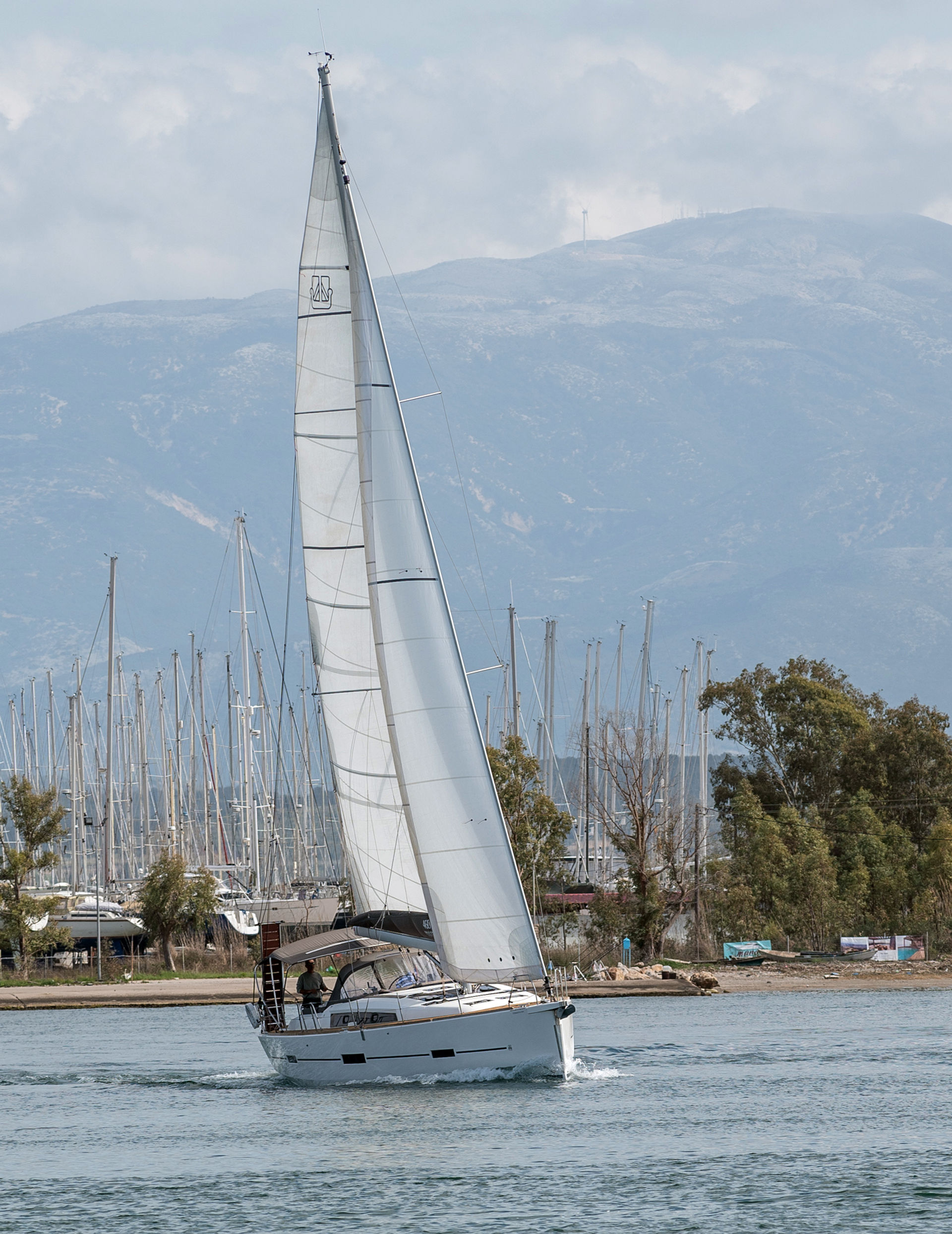nausys-30391213-30385654-DSC_0108[1].jpg