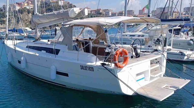 Dufour Yachts 43 PRESTIGE