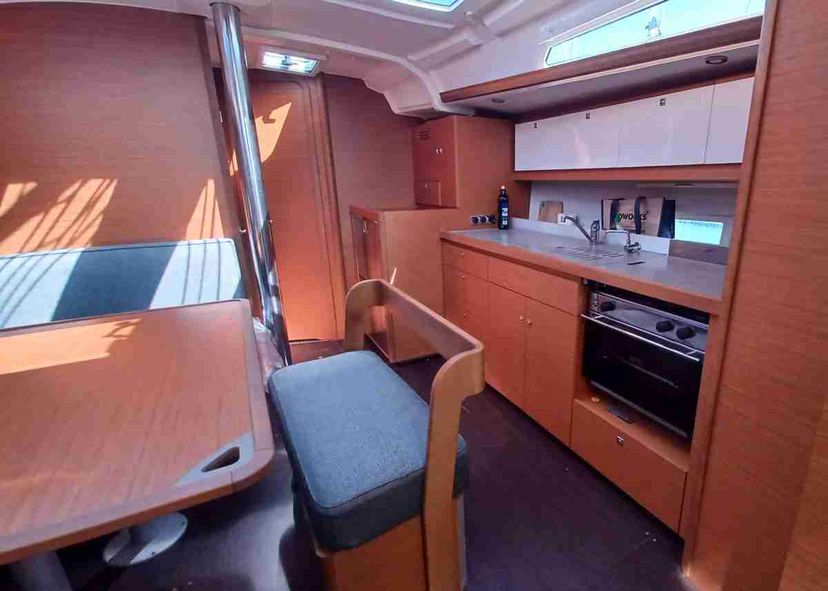 Dufour Yachts 43 PRESTIGE