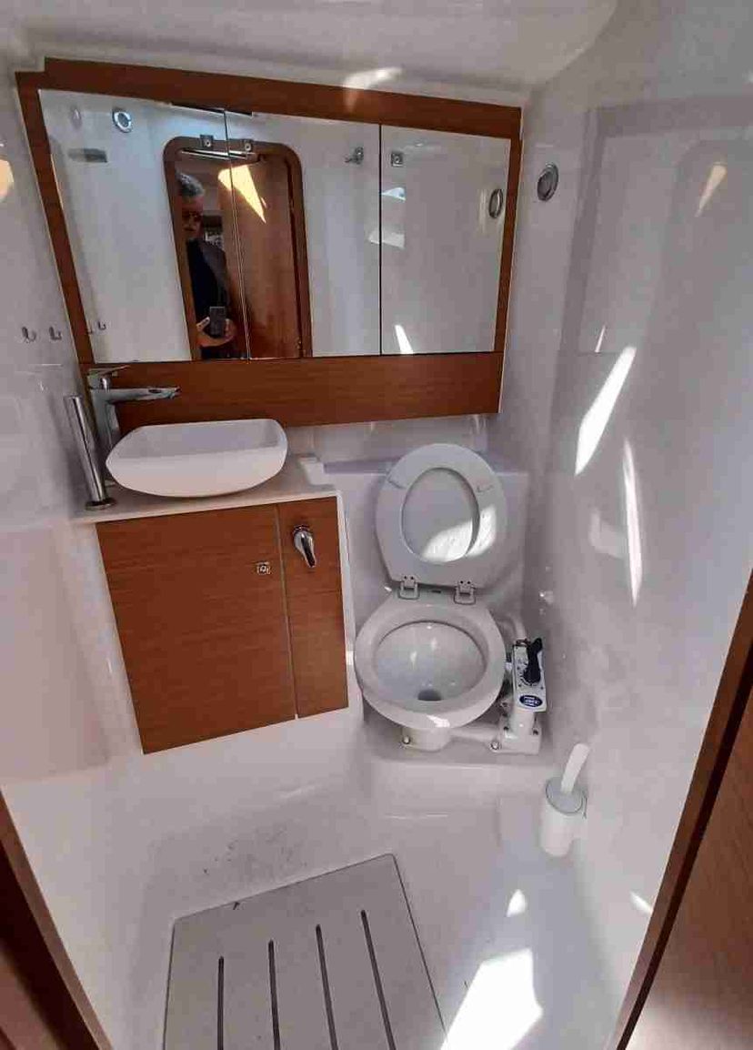 Dufour Yachts 43 PRESTIGE