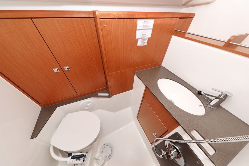 Bavaria Yachtbau 37 aMore