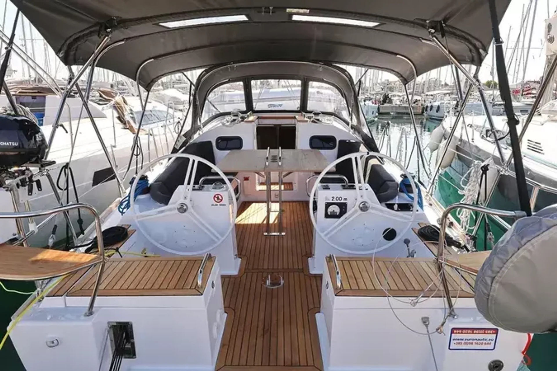 nausys-30482090-30405072-n4.jpg
