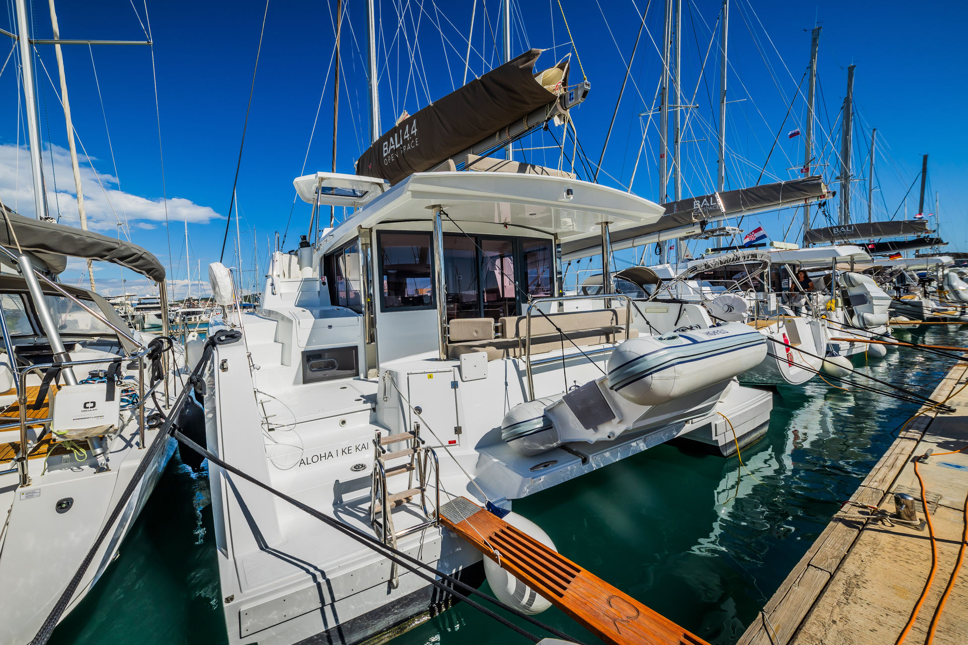 nausys-30786865-482136-main.JPG