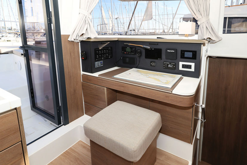 Catana 4.2 Bellatrix