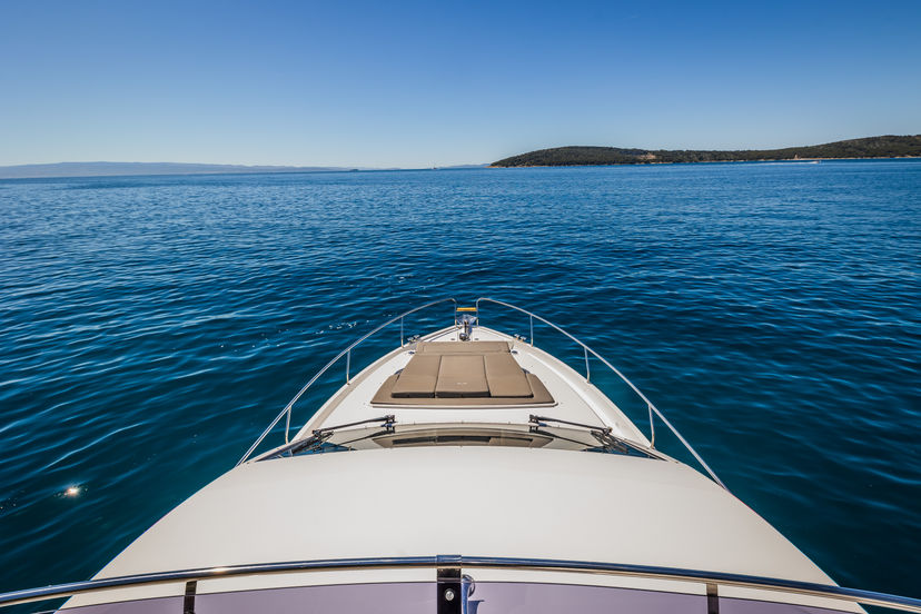 Sealine 43 Grace II