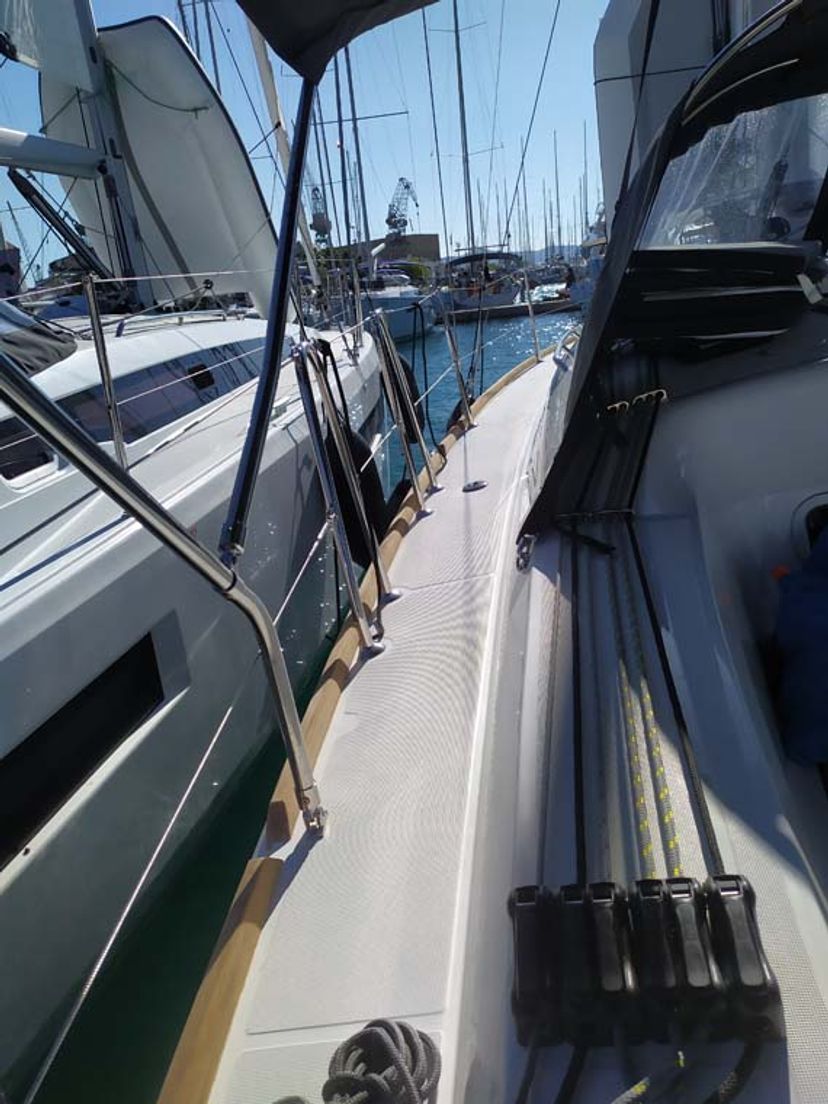 Jeanneau 49 true elli