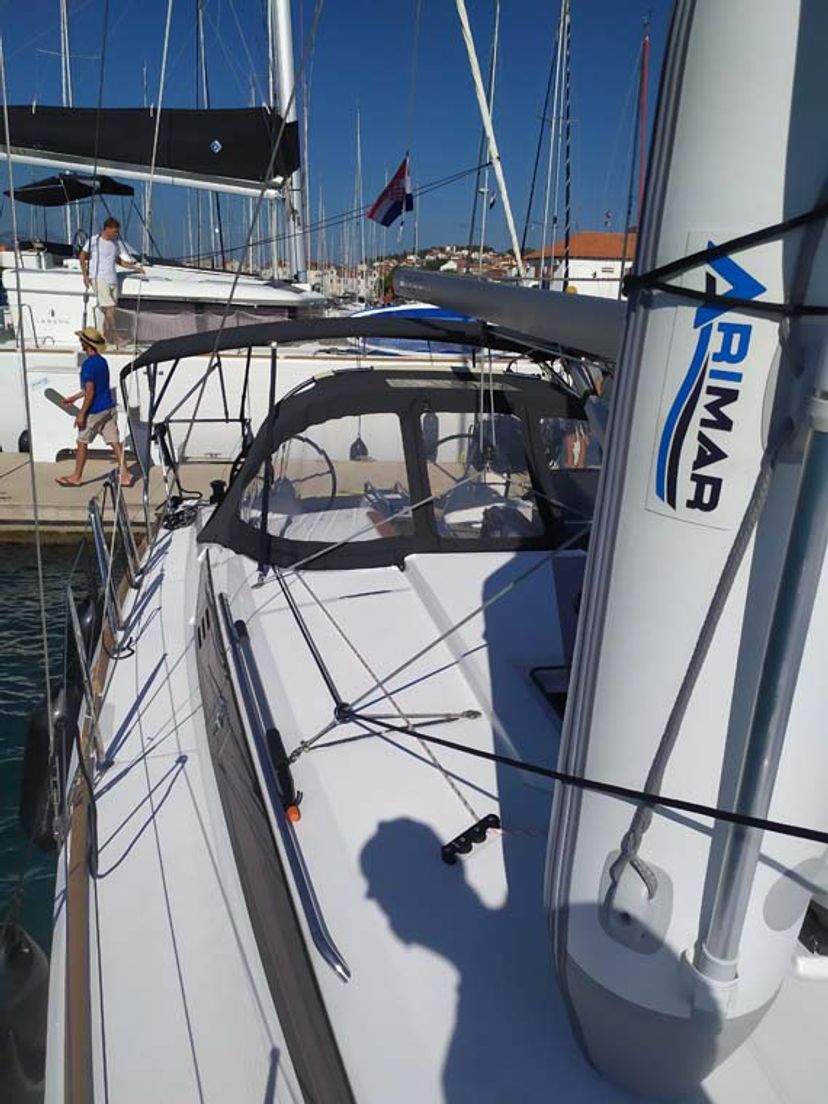 Jeanneau 49 true elli