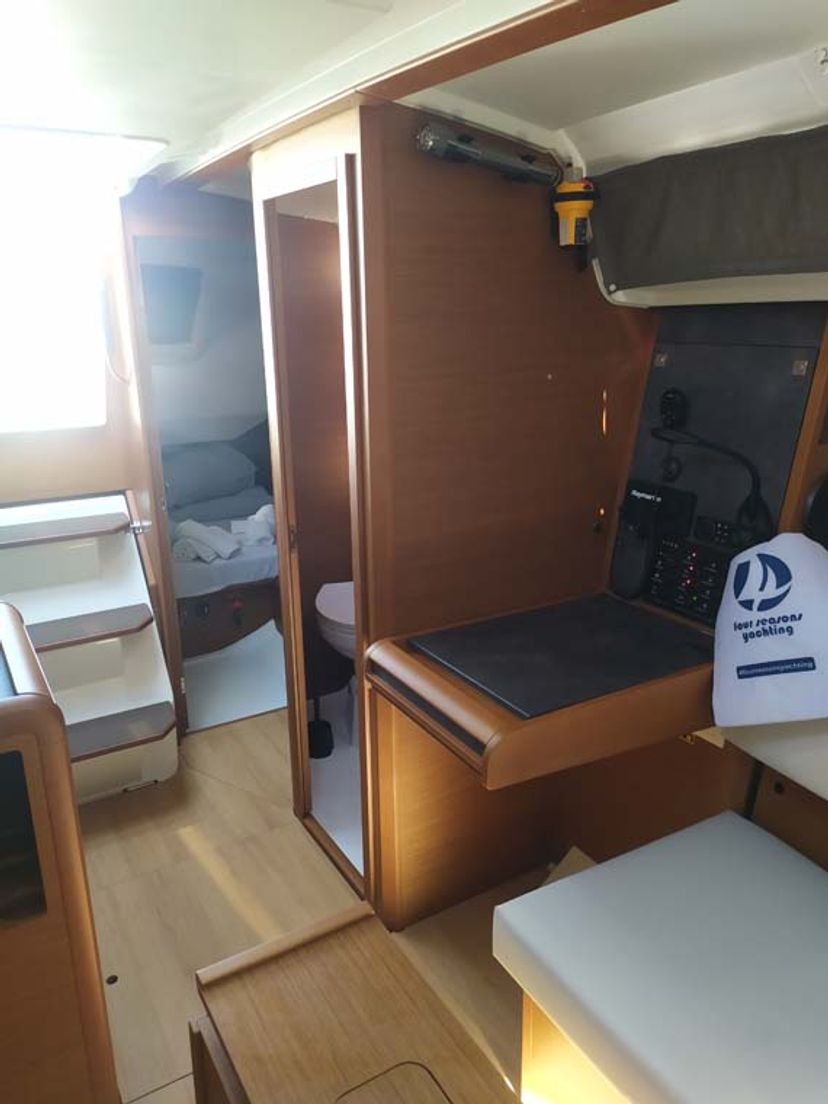 Jeanneau 49 true elli