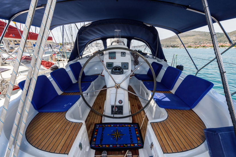 Bavaria Yachtbau 39 CRUISER Dorko