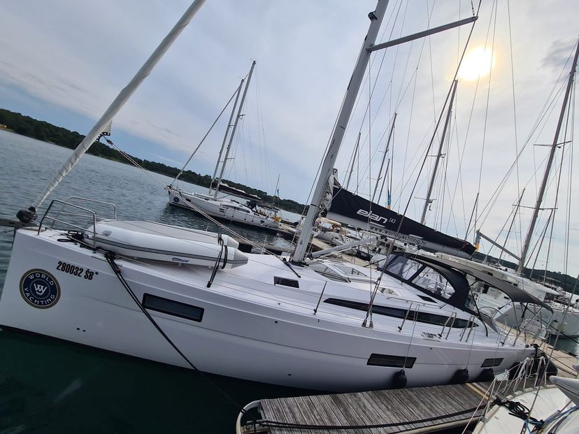 Elan 45 First Edition