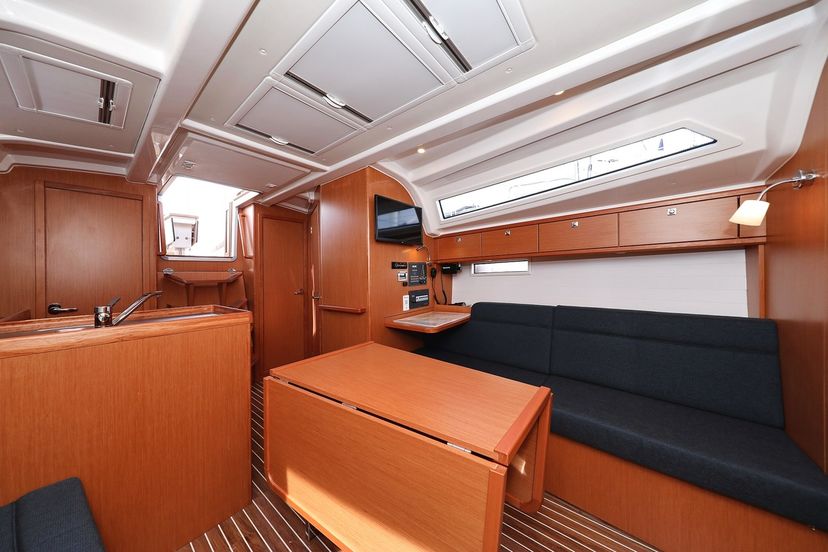Bavaria Yachtbau 37 Spectrum