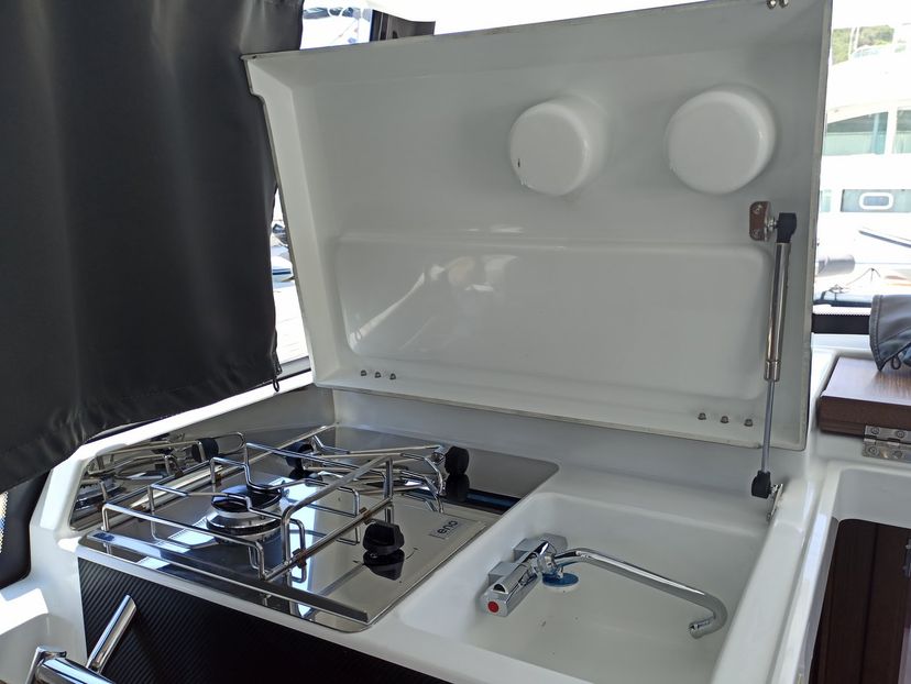 Jeanneau MERRY FISHER 895 Surprise