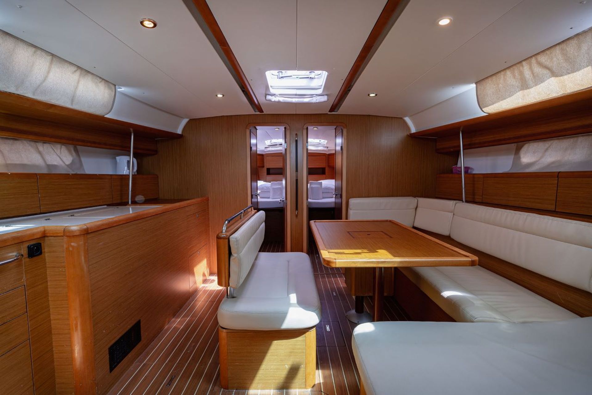 nausys-31386945-23938913-p3.jpg