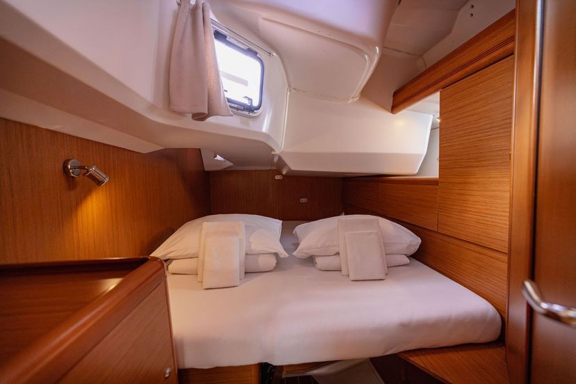 Jeanneau 49 Ana B.