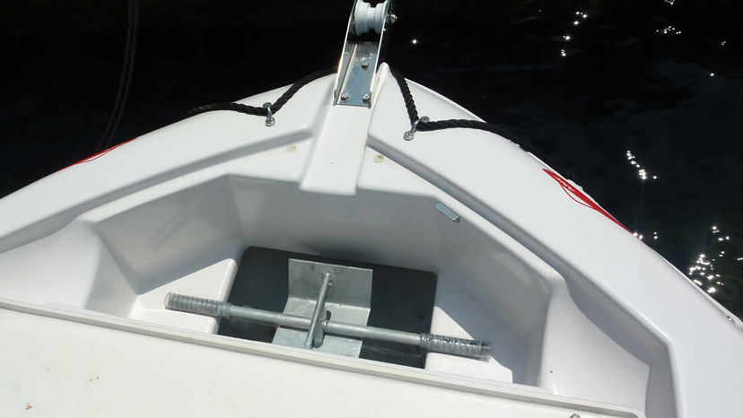 FOUR WINNS H2 Black Pearl