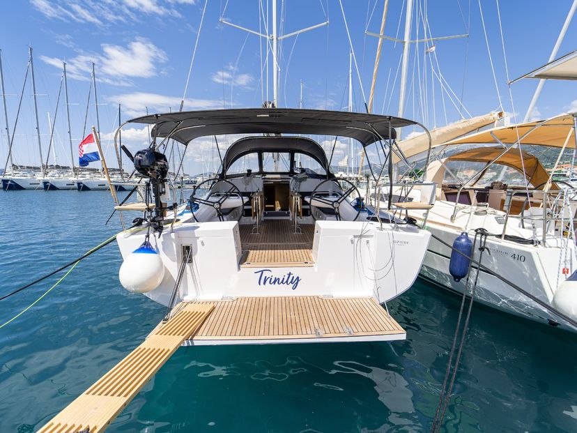 Elan 45 Trinity