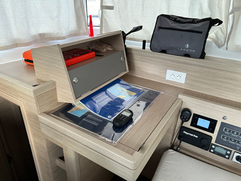 Lagoon 40 Sail Agena