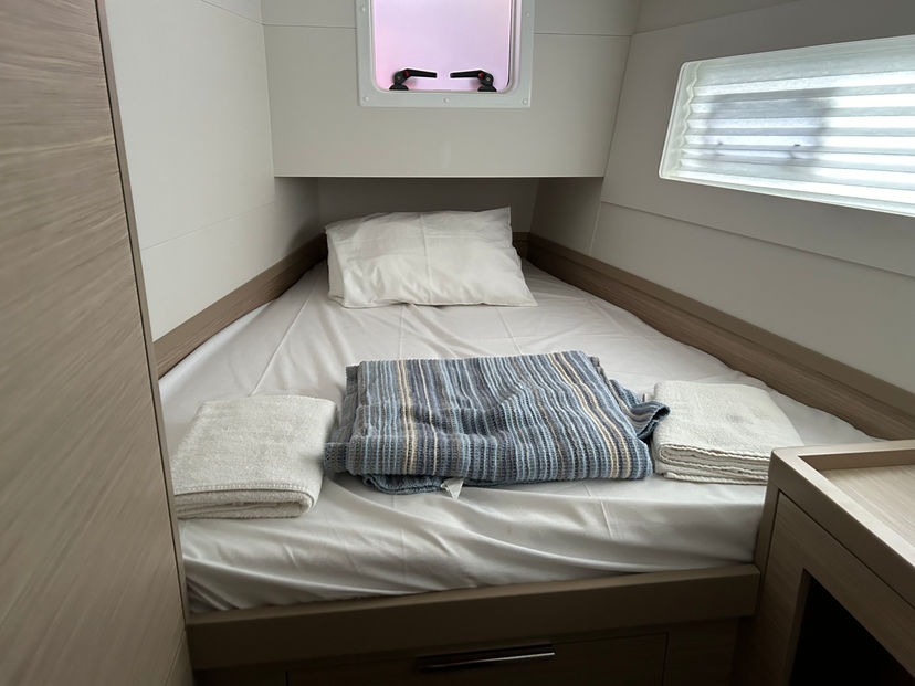 Lagoon 40 Sail Agena