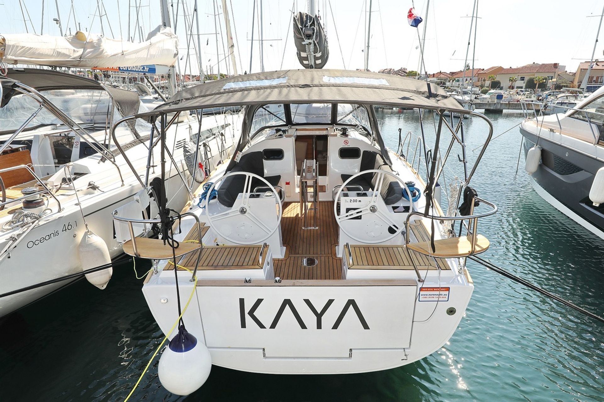 nausys-31419969-112021-main00.jpg