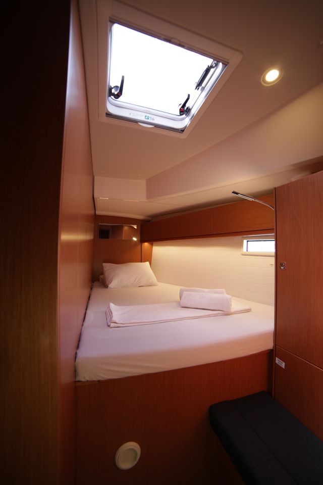 Bavaria Yachtbau 46 Sail Leo