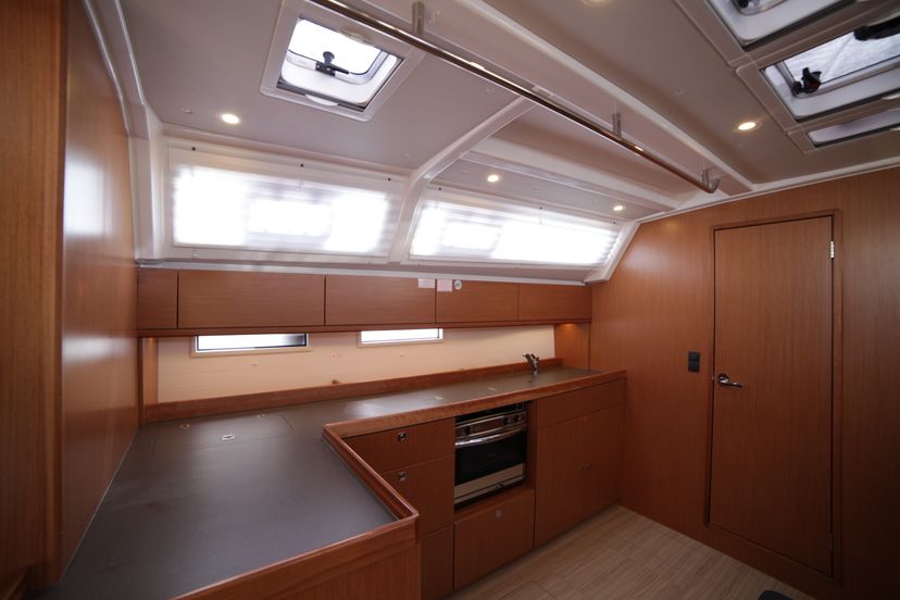 Bavaria Yachtbau 46 Sail Leo