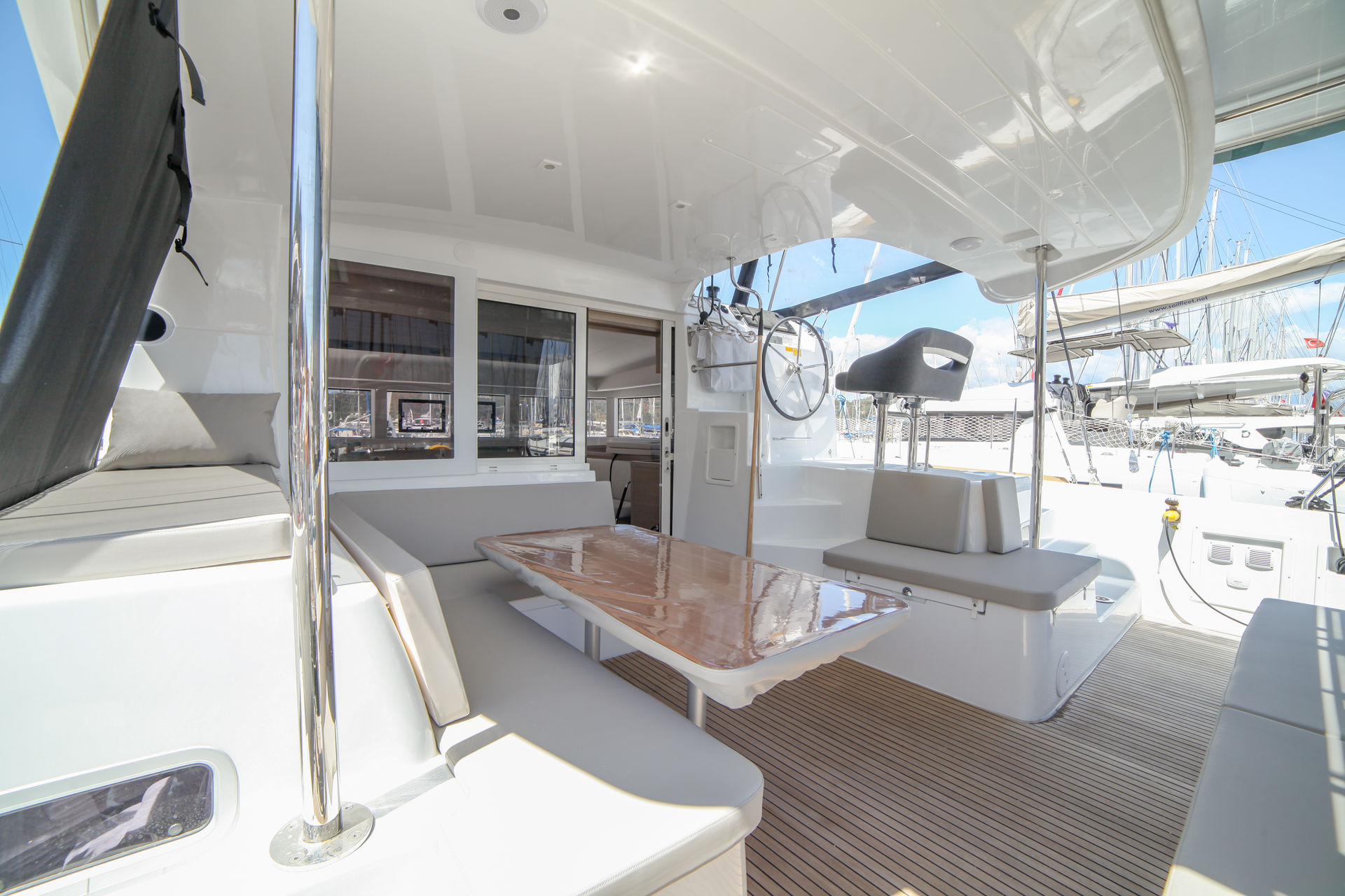 nausys-31440168-482230-n3.jpg