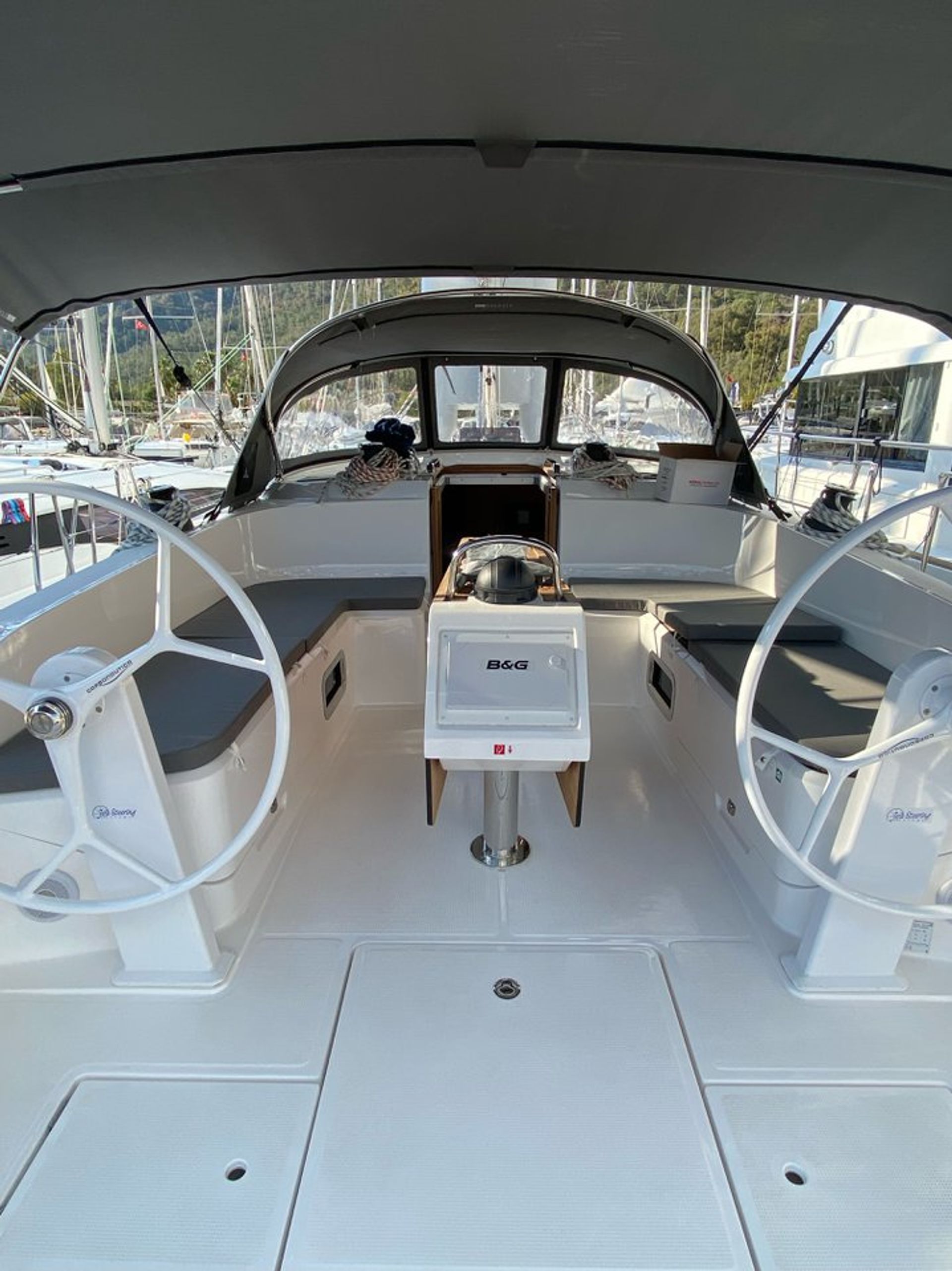 nausys-31443307-12856871-n2.jpg