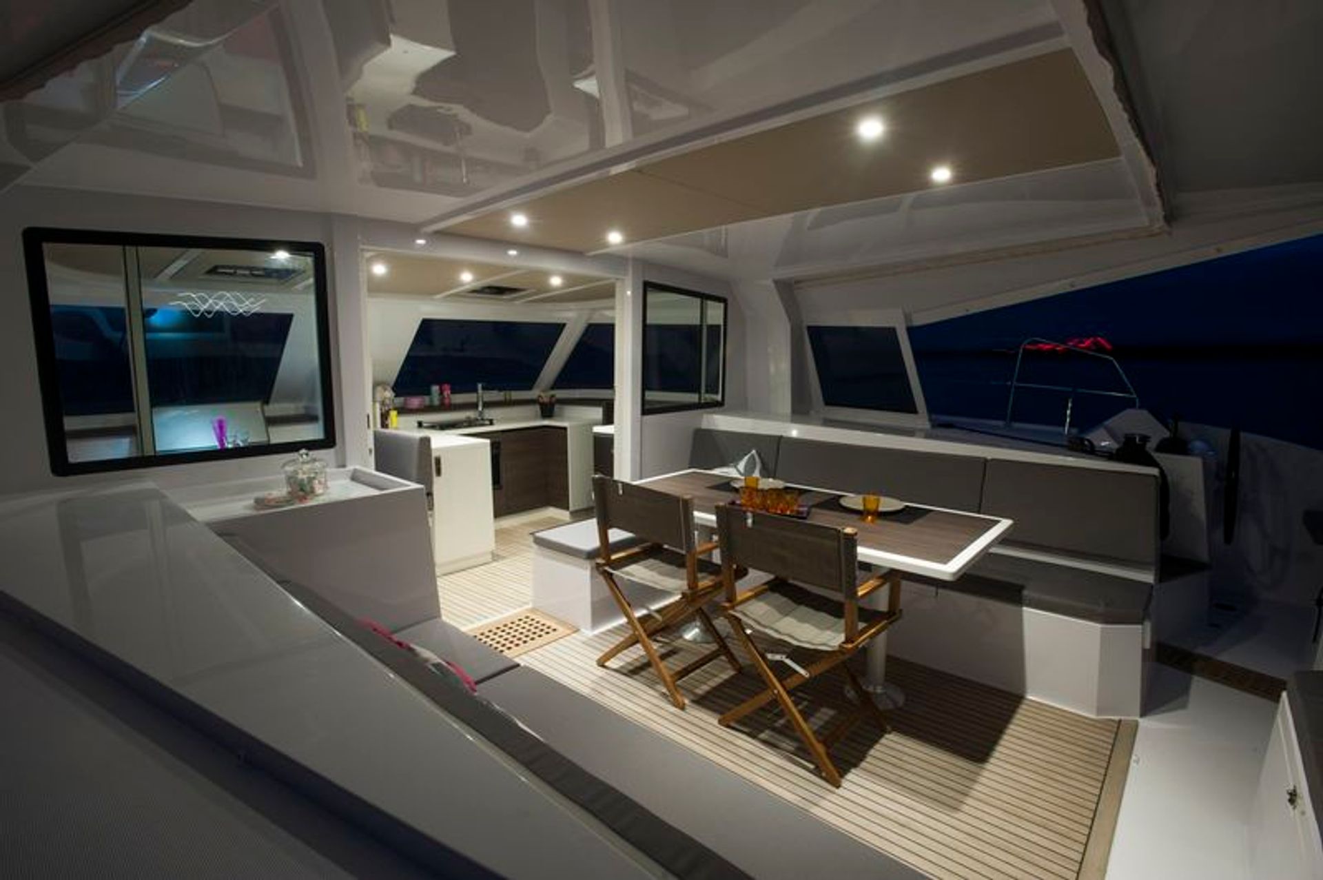 nausys-31445181-9870890-p.JPG