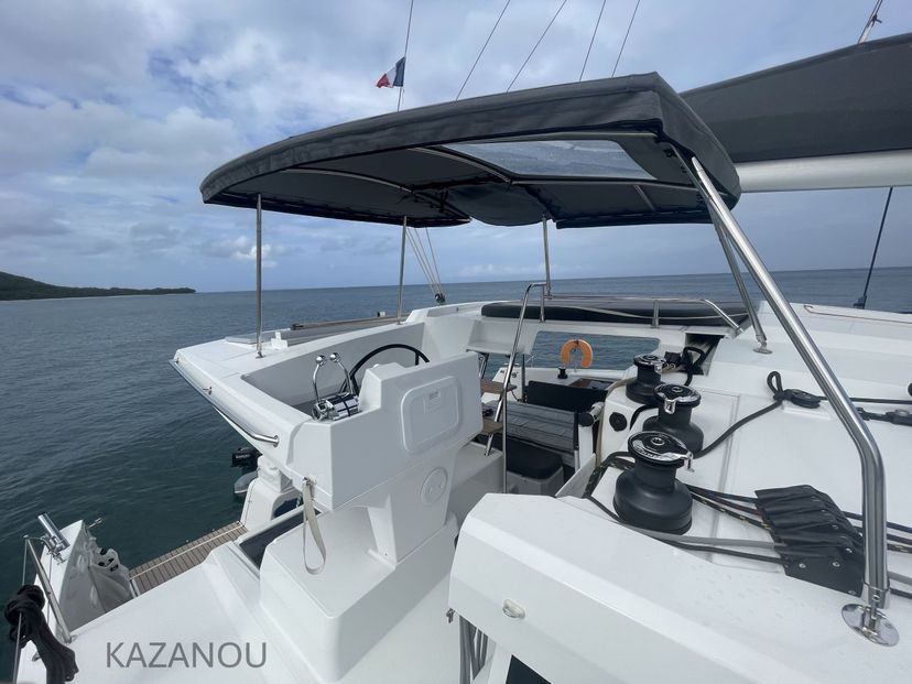 Fountaine Pajot 42 KAZANOU