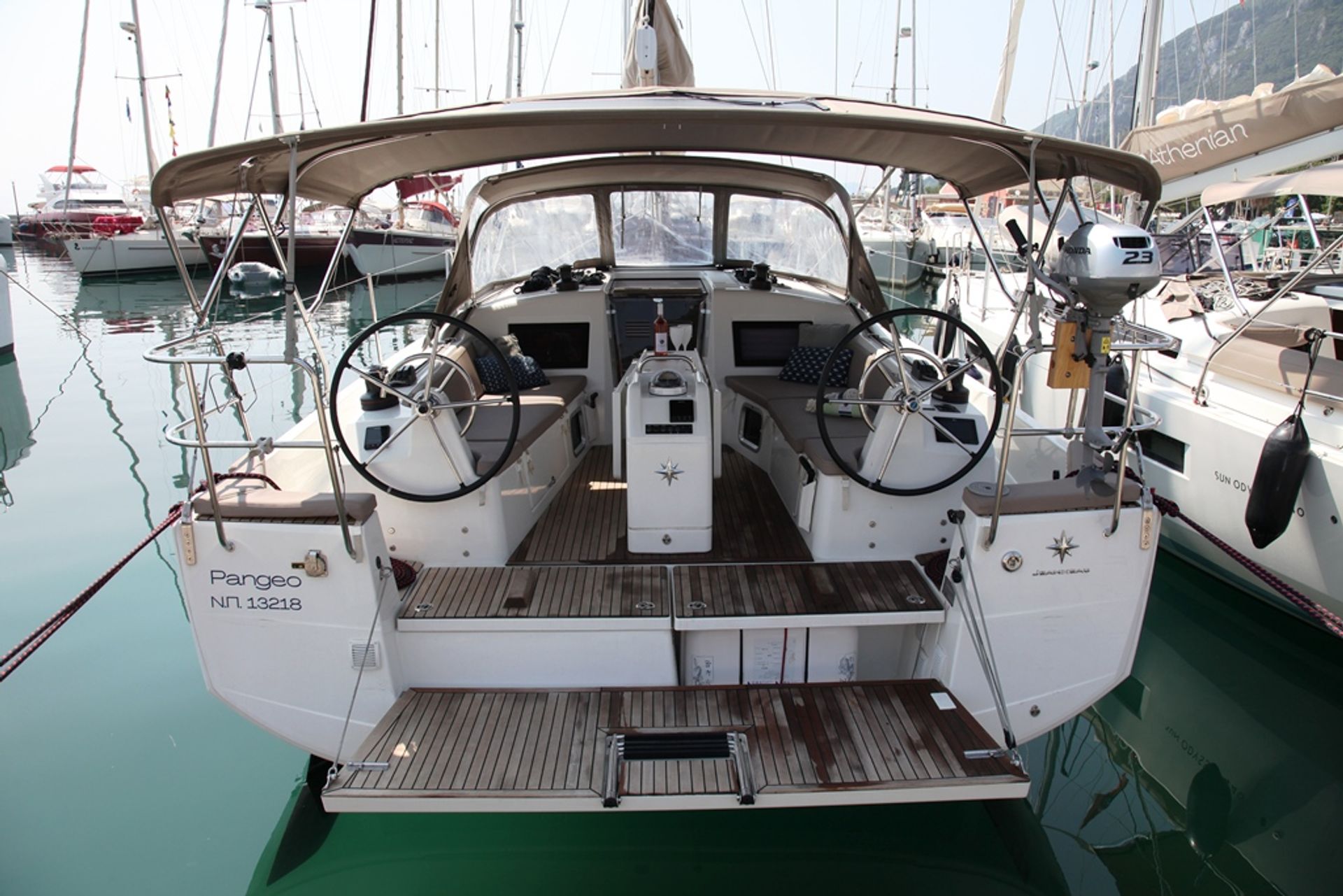 nausys-31821542-23362337-MAIN.JPG